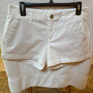OLD NAVY SHORTS - SIZE 4